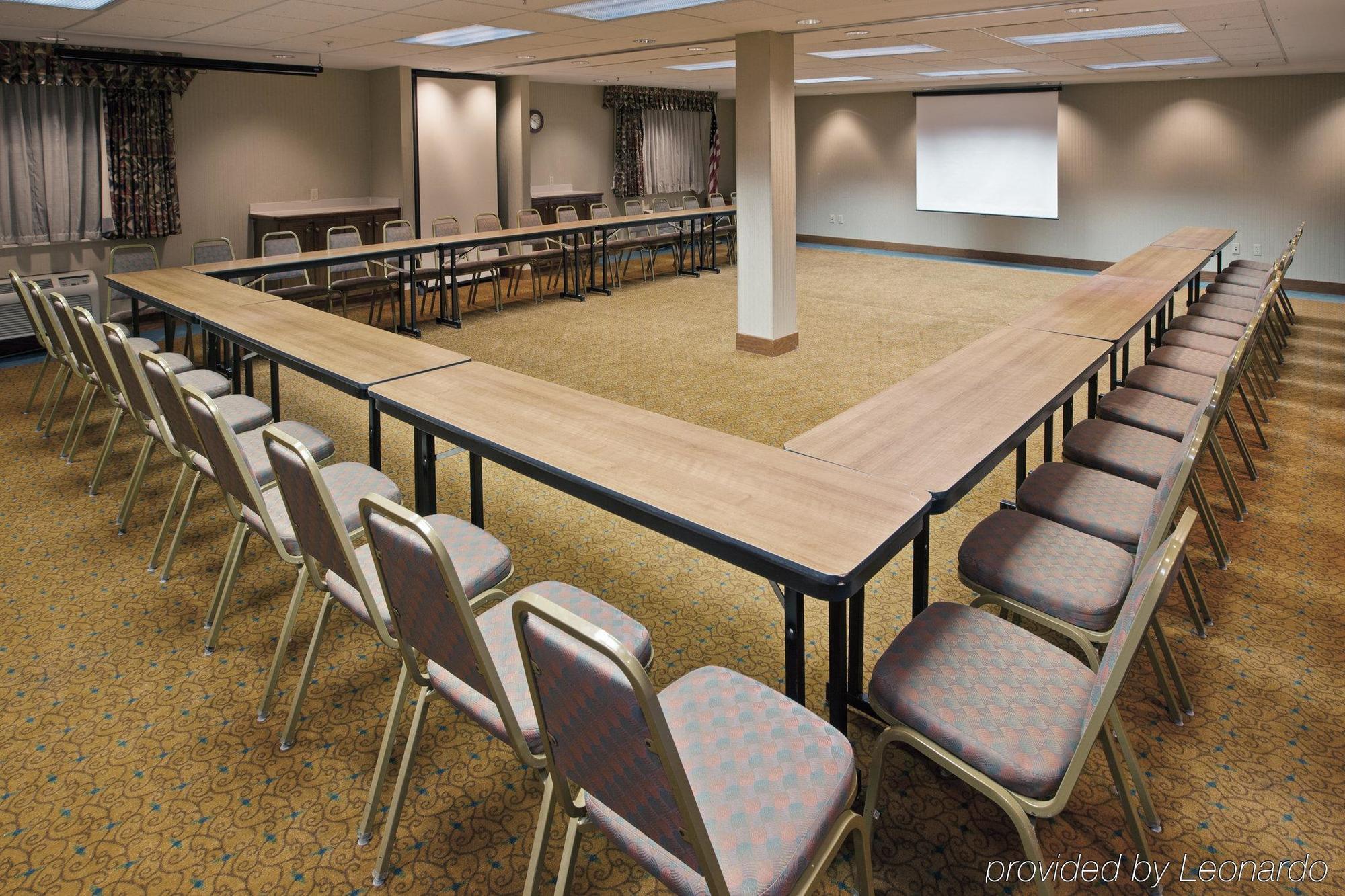 Country Inn & Suites By Radisson, Lansing, Mi Afaceri foto